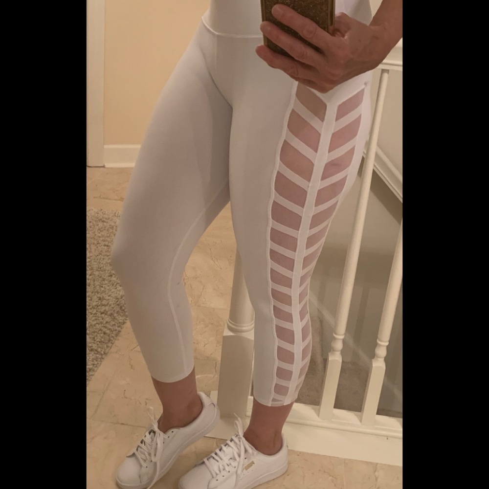 Alo yoga pants